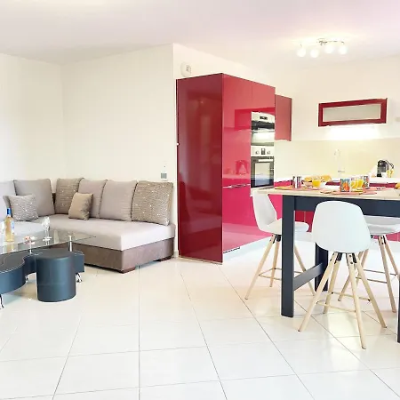 公寓 Tres Bel -residence Avec Piscine Sur Le Toit Et Vue Panoramique *