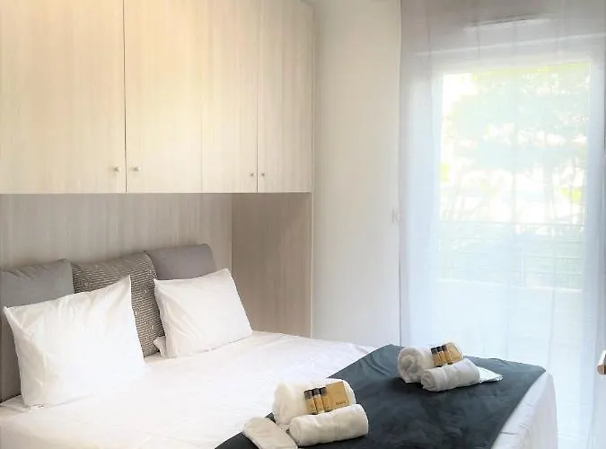 Apartment Tres Bel -residence Avec Piscine Sur Le Toit Et Vue Panoramique