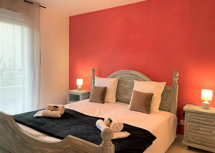 Appartement Tres Bel -residence Avec Piscine Sur Le Toit Et Vue Panoramique *