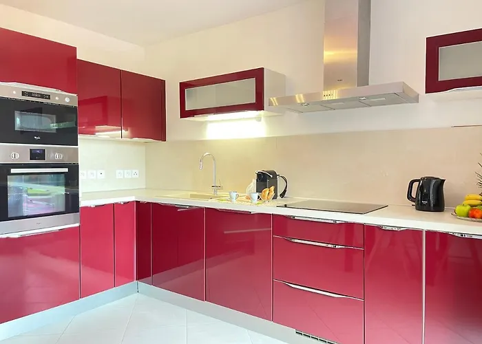 Appartement Tres Bel -residence Avec Piscine Sur Le Toit Et Vue Panoramique Saint-Raphaël