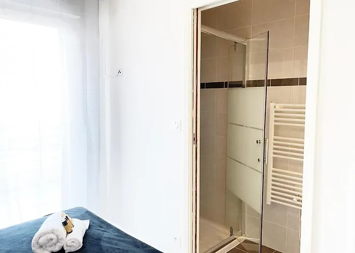 Tres Bel -residence Avec Piscine Sur Le Toit Et Vue Panoramique *